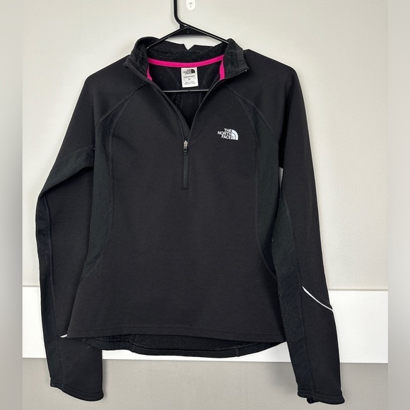 The North Face Tops - The North Face Womens Small Long Sleeve 1/4 Zip Pullover Activewear Black